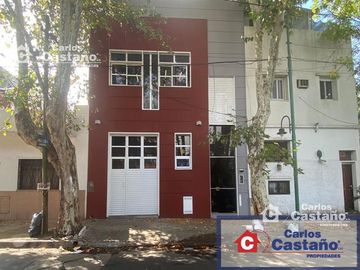 Edificio de múltiples usos con detalles de diseño exclusivo en excelente zona