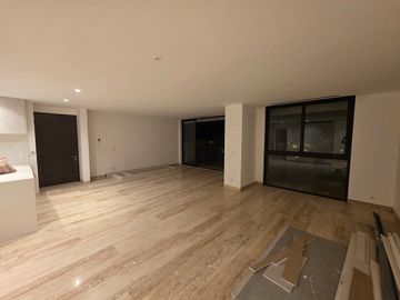 Garden House en Harmonia | 275 m² de lujo con terraza espectacular en country