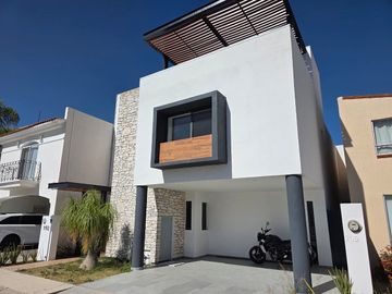 Casa en venta mixto la loma $8MDP
