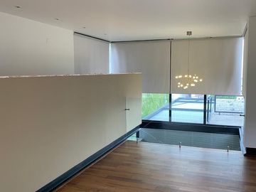 Vive Frente Al Hoyo 1: Casa de 901 m² con Conexión Al Campo de Golf