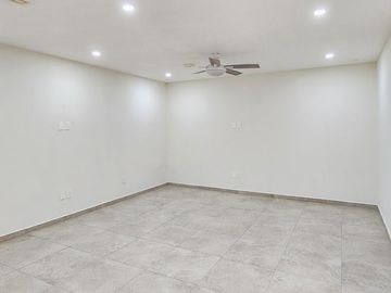 Excelente Casa en Renta Solares Fontée, Zona Tec de Monterrey