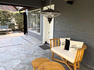 Casa 4 Ambientes en Alquiler Anual