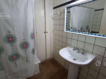 Casa 6 Amb. en Lote Propio