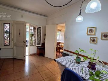 Casa 6 Amb. en Lote Propio