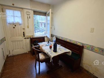 Casa 6 Amb. en Lote Propio