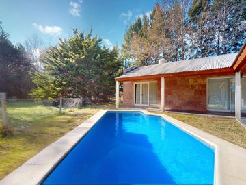 Casa en venta en Altos de Brandsen