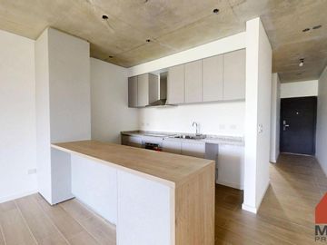 Departamento en venta - San Isidro, 2 ambientes en construcción con balcon y cochera