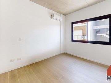 Departamento en venta - San Isidro, 2 ambientes en construcción con balcon y cochera