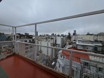 Alquilamos Oficina en zona Tribunales con mas de 150 m2