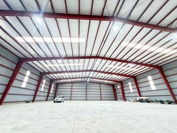 Alquiler Excelente Nave Industrial 1380m2 Parque Industrial Platanos