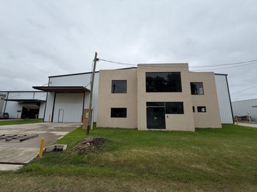 Alquiler Excelente Nave Industrial 1380m2 Parque Industrial Platanos
