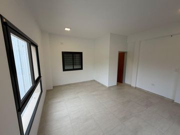Alquiler Excelente Nave Industrial 1380m2 Parque Industrial Platanos