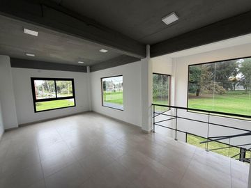 Alquiler Excelente Nave Industrial 1380m2 Parque Industrial Platanos