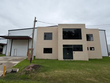 Alquiler Excelente Nave Industrial 1380m2 Parque Industrial Platanos