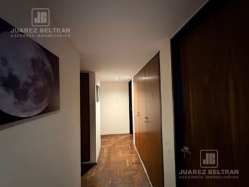 VENTA- departamento 5 dormitorios a metros de Patio Olmos-