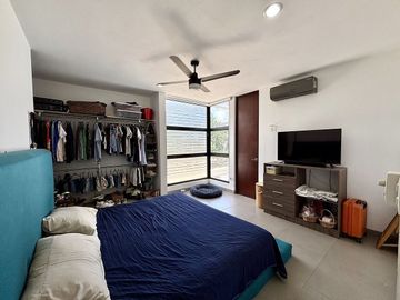 CASA EN VENTA A 1 MIN DE PERIFERICO, EN RESIDENCIAL SAC-UH