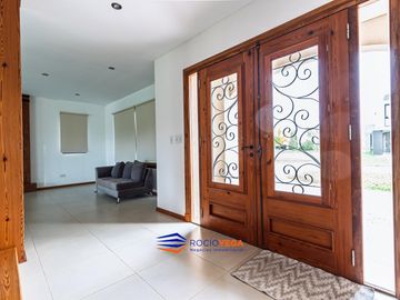 Casa en alquiler en Country Terravista, General Rodriguez