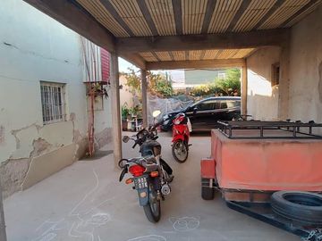 VENTA:  LOCALES  COMERCIALES  +  DEPARTAM. A RESTAURAR -  NEUQUEN  CAPITAL