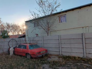 VENTA:  LOCALES  COMERCIALES  +  DEPARTAM. A RESTAURAR -  NEUQUEN  CAPITAL