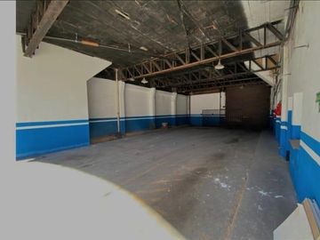 GALPON - DEPOSITO - OFICINA Mendez 3900 - Munro