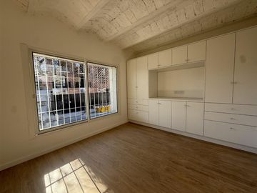 Casa en venta totalmente reciclada.