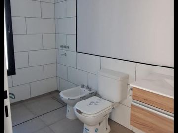 Casa a estrenar a la laguna área 1 - San Sebastián - todo en una planta con piscina