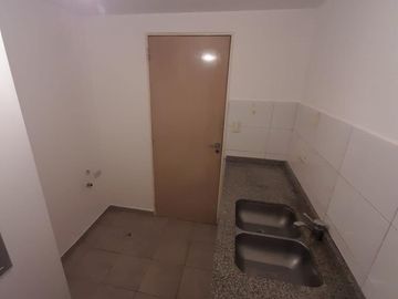 VENDO EXCELENTE DEPTO 1DORM CON RENTA EN PARANA 635 NUEVA CORDOBA