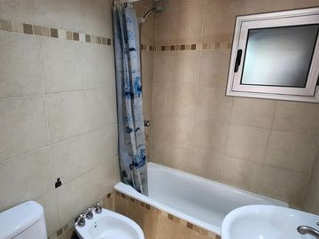 VENDO EXCELENTE DEPTO 1DORM CON RENTA EN PARANA 635 NUEVA CORDOBA