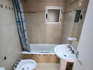 VENDO EXCELENTE DEPTO 1DORM CON RENTA EN PARANA 635 NUEVA CORDOBA