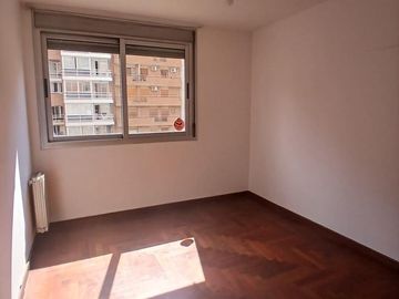 VENDO EXCELENTE DEPTO 1DORM CON RENTA EN PARANA 635 NUEVA CORDOBA