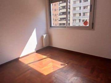 VENDO EXCELENTE DEPTO 1DORM CON RENTA EN PARANA 635 NUEVA CORDOBA