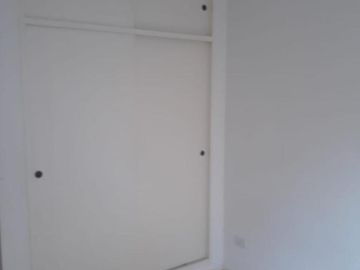 Departamento en  Coghlan de 3 amb con cochera - dos dormitorios (1suite) L/C con balcon