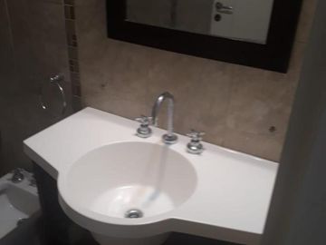 Departamento en  Coghlan de 3 amb con cochera - dos dormitorios (1suite) L/C con balcon