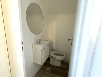 VENTA DUPLEX 2AMB CON JARDIN Y PARRILLA PROPIOS. AMENITIES. APTO CREDITO