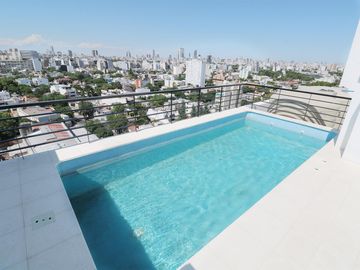 VENTA DUPLEX 2AMB CON JARDIN Y PARRILLA PROPIOS. AMENITIES. APTO CREDITO