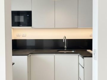 VENTA DUPLEX 2AMB CON JARDIN Y PARRILLA PROPIOS. AMENITIES. APTO CREDITO