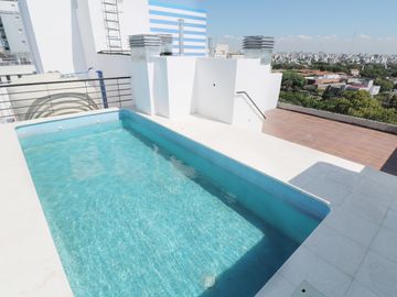 VENTA DUPLEX 2AMB CON JARDIN Y PARRILLA PROPIOS. AMENITIES. APTO CREDITO