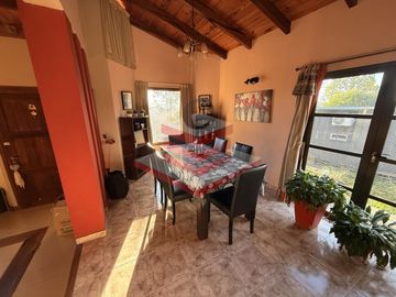 asa En Venta En Villa Parque Síquiman | Pileta | Quincho | 510 M² | Ref. 3138