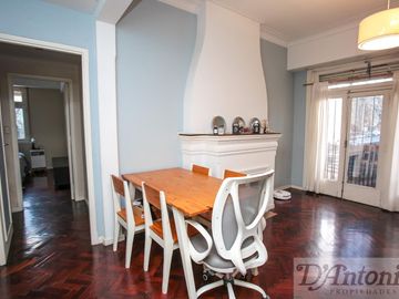 PH de 3 Ambientes con dependencias al Frente con Gran Terraza Propia  – Belgrano R