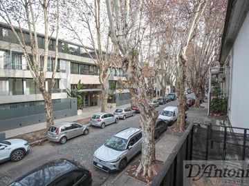 PH de 3 Ambientes con dependencias al Frente con Gran Terraza Propia  – Belgrano R