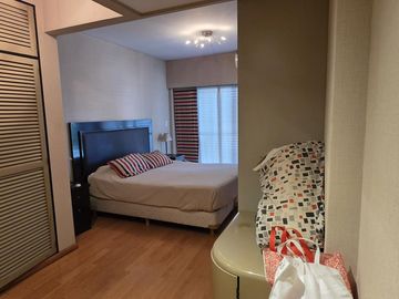 Hermoso departamento 5 ambientes mas dependencia