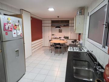 Hermoso departamento 5 ambientes mas dependencia