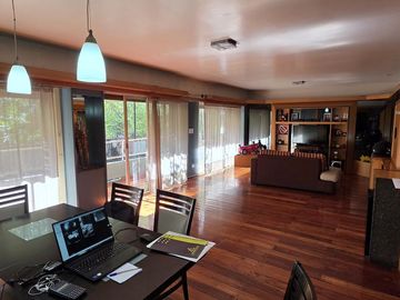 Hermoso departamento 5 ambientes mas dependencia