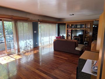 Hermoso departamento 5 ambientes mas dependencia