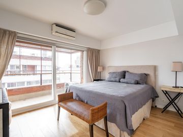 Departamento en venta en Palermo Chico 4 amb., cochera fija. Edificio Torre piso Alto.