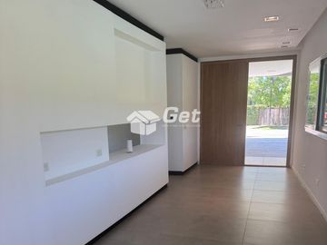 Casa en El Yacht