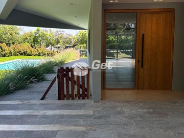 Casa en El Yacht