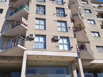 ALQUILER COCHERA EDIFICIO NUEVO CENTRO