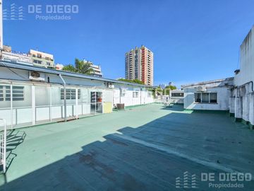 Edificio en venta de 3 plantas de 1960 m2, con ascensor, Belgrano.