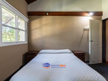 Casa a la venta en country Banco Provincia